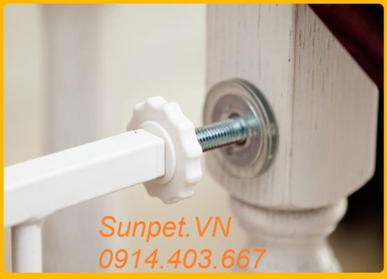 Cửa chắn chó mèo Umoo 516 cửa chắn chó mèo Umoo không cần khoan đục